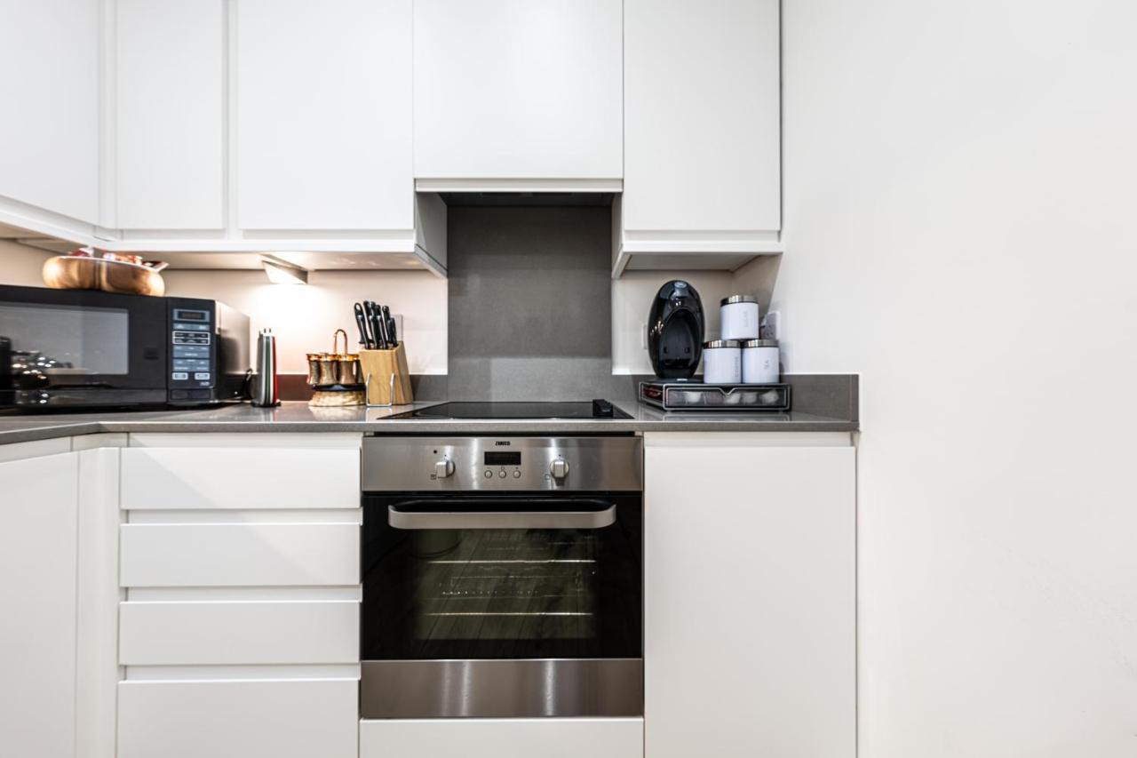 Mission Wave - Venture Apartment Staines-upon-Thames Екстер'єр фото