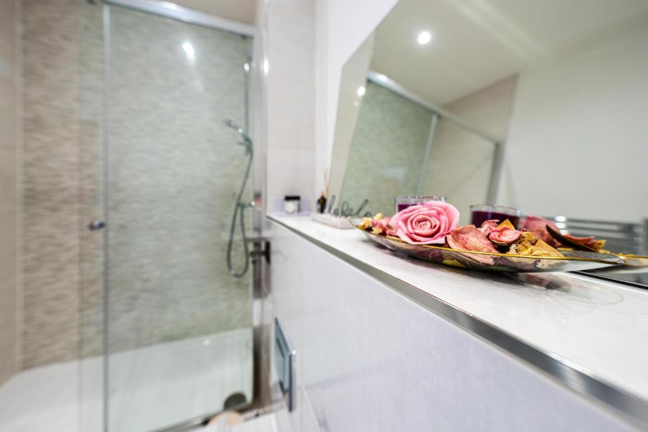 Mission Wave - Venture Apartment Staines-upon-Thames Екстер'єр фото
